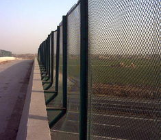 護欄工程在建筑工程中的關(guān)鍵作用——以明山裝飾為例